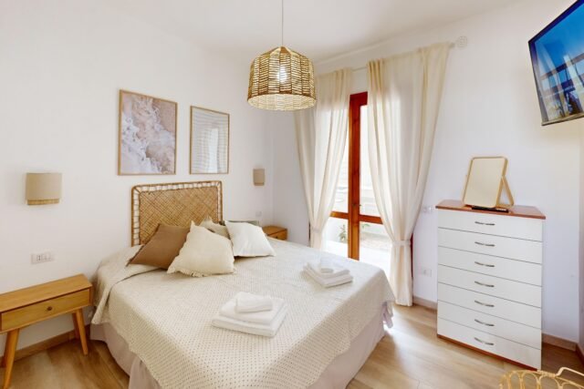 Costa Rossa Retreat – Seaview Apartments for Rent in Sardinia